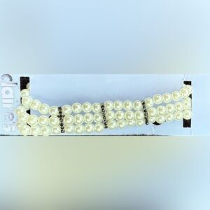 Claire's Cream Pearl Choker with Black Accents